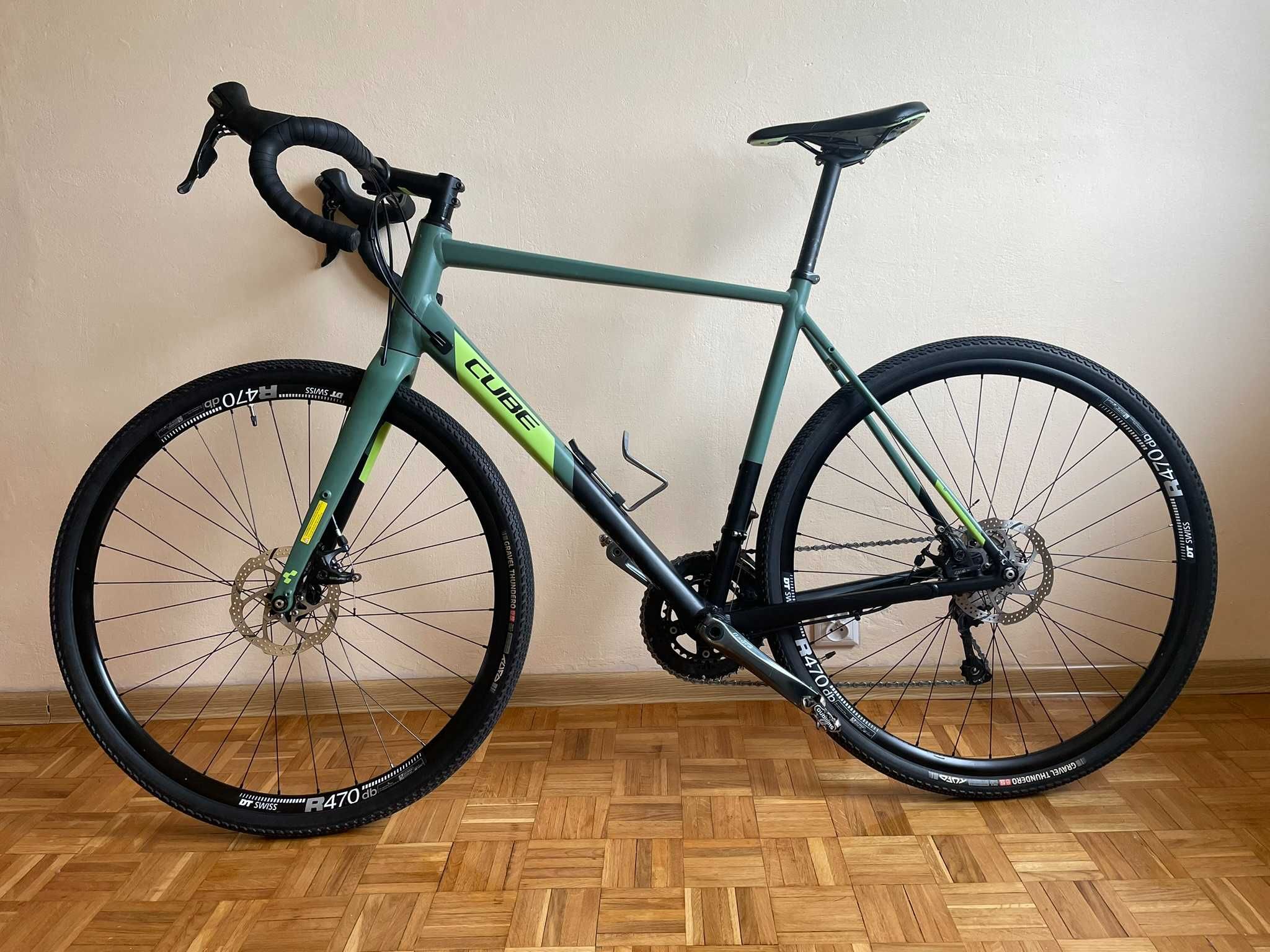 Rower Cube Nuroad Pro 58cm Gravel Tiagra koła DT Swiss