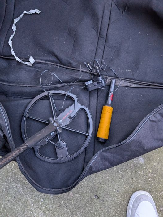 Wukrywacz metali Minelab  Etrac