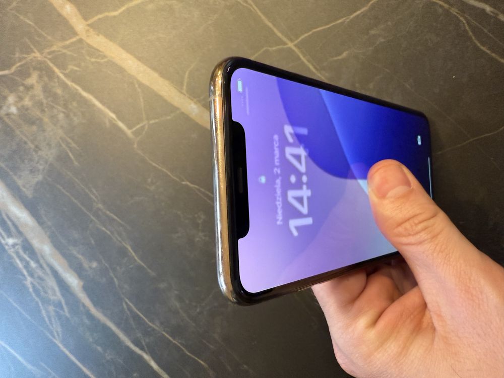 Iphone 11 pro max gold 256