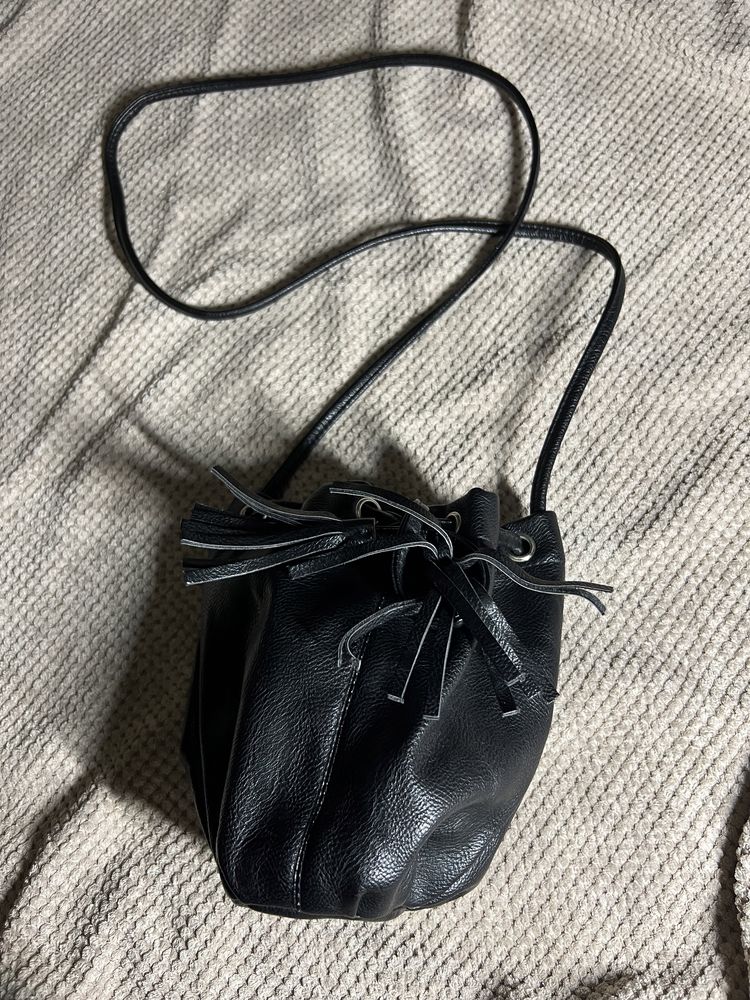 Чорні сумочки