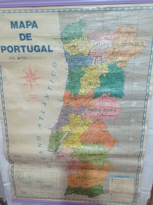 Antigo mapa escolar de Portugal