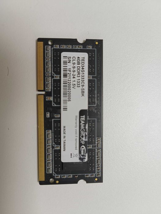 Memória para portátil : TEAMGROUP 4GB DDR3 PC10600 (MT6JSF51264HZ-1G4D