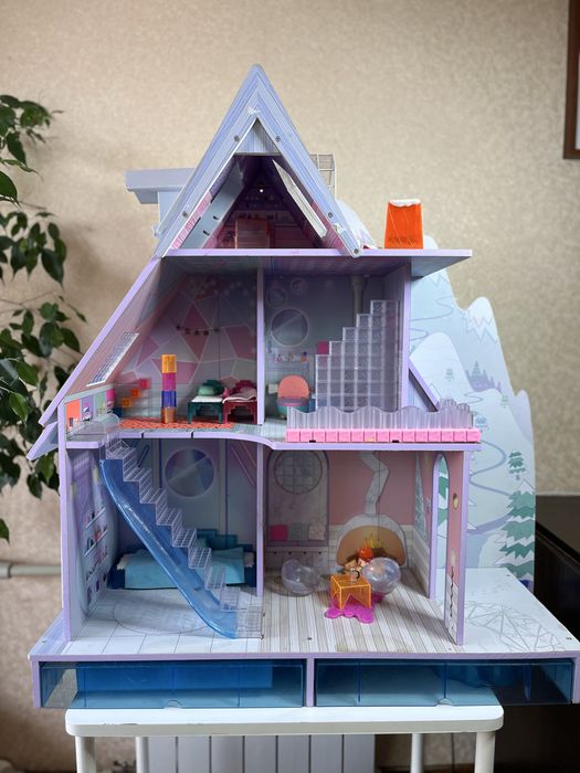 Оригинальный кукольный домик LOL Surprise House of Surprises