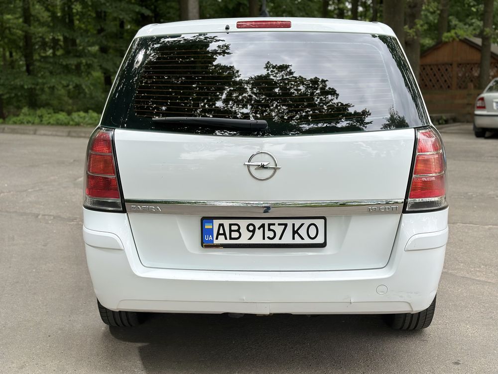 Opel Zafira AVTOMAT