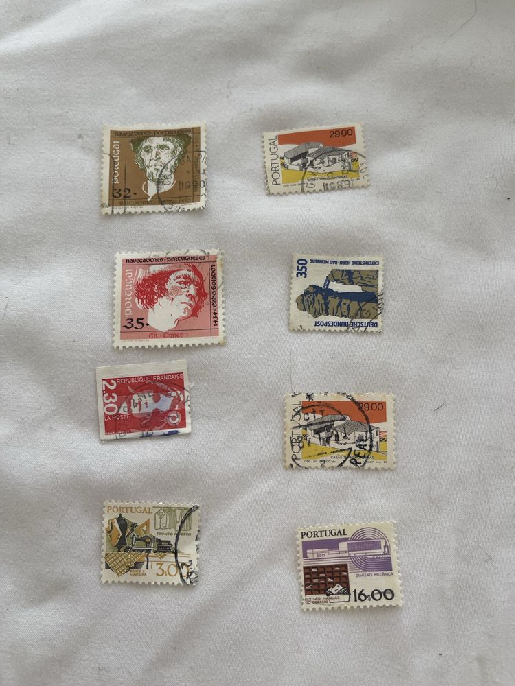Lote de 57 selos portugueses