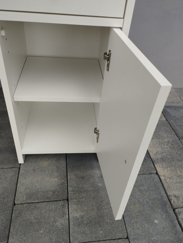 Szafka łazienkowa