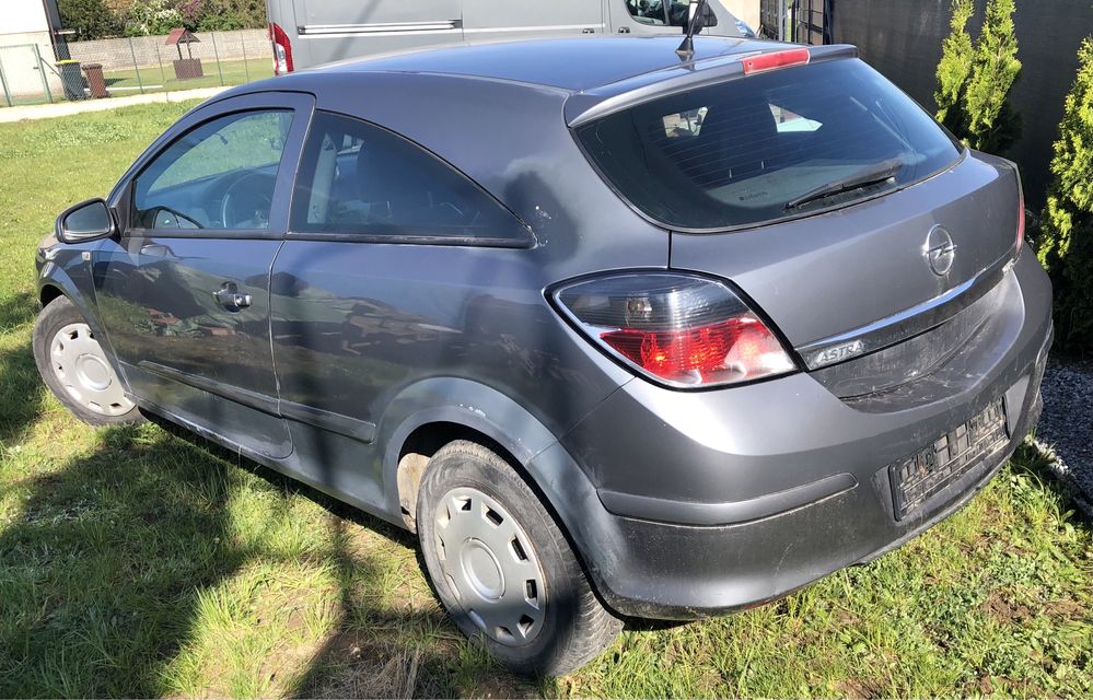 Astra H GTC na czesci