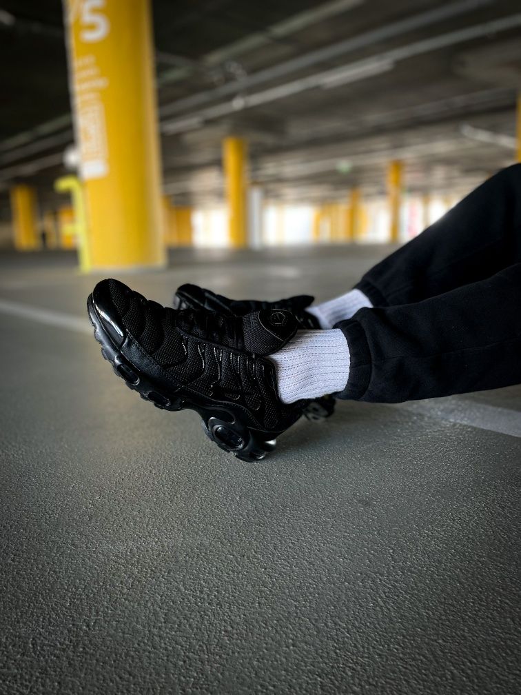 Nike Air Max Tn Plus Black (size: 36 - 45)