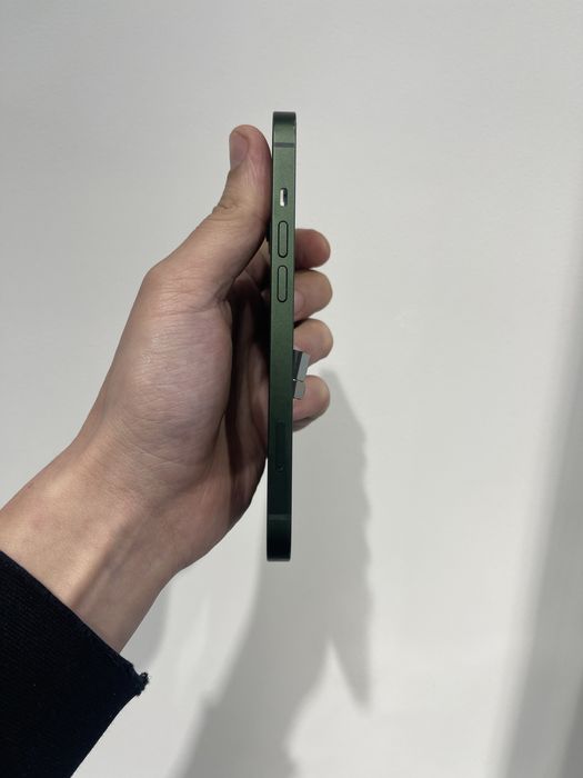 Оригінальний корпус для iPhone 13 Green