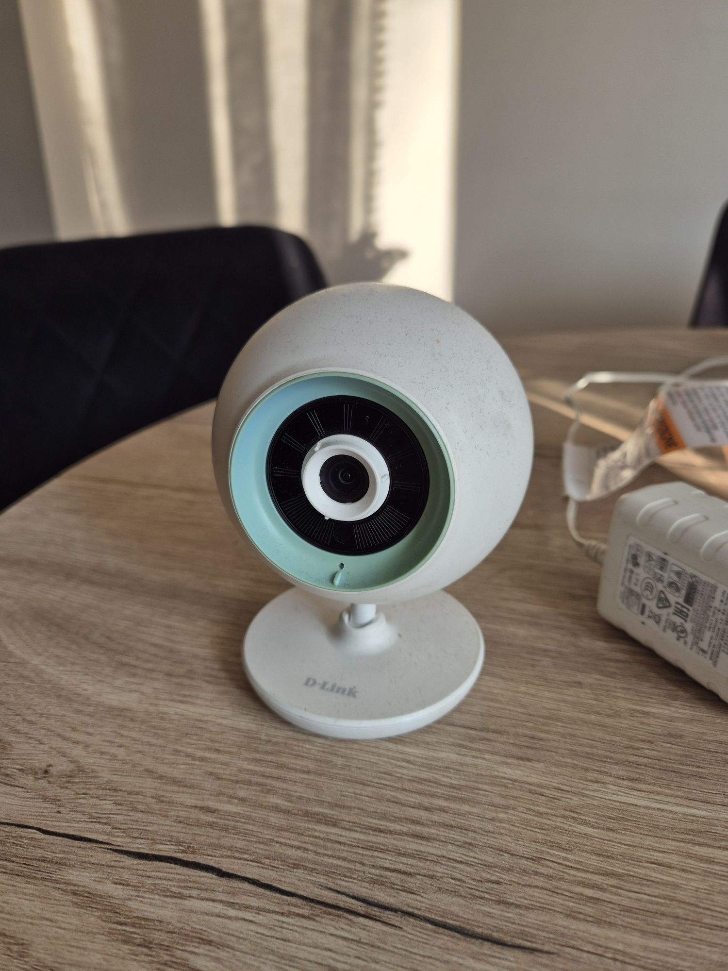 Niania elektroniczna z kamerą EyeOn™ Baby Junior Plus
DCS-820L