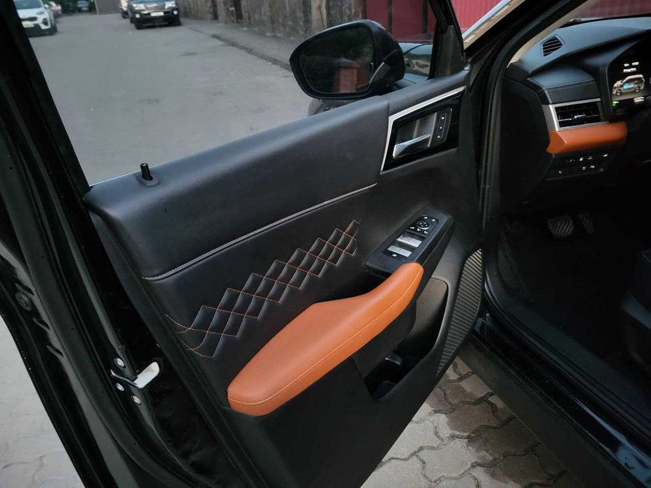 Mitsubishi Outlander PHEV 2023