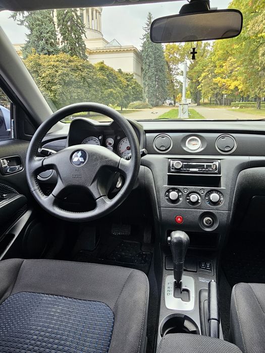 Mitsubishi Outlander 2008