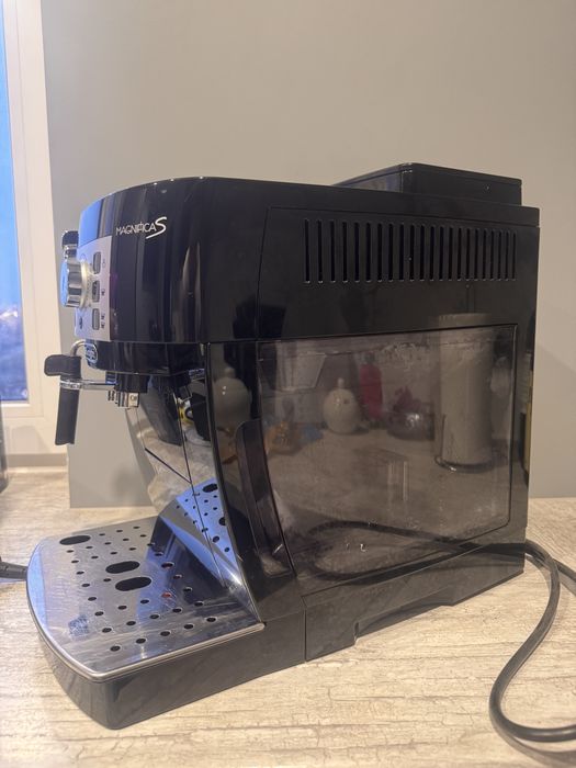 Кофемашина DeLonghi Magnifica S