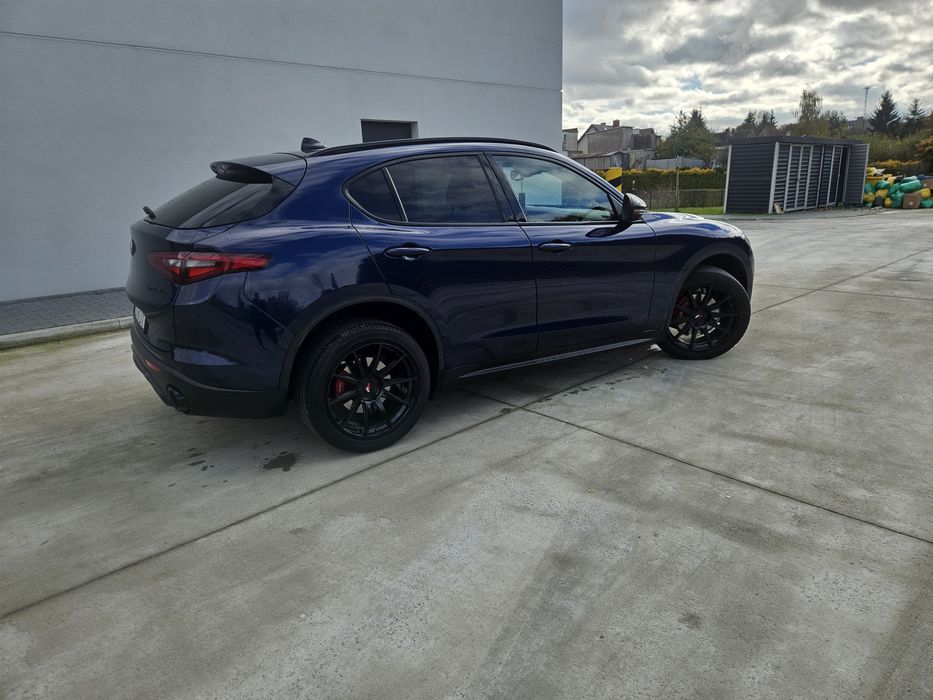 Alfa Romeo  Stelvio 2.0 280 Q4