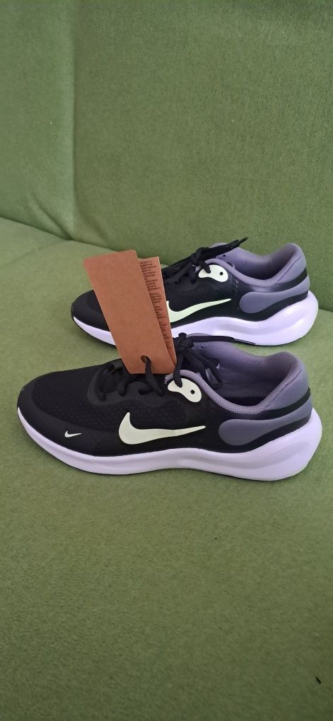 buty nike revolution 7 rozm.38.5 wkładka 24cm