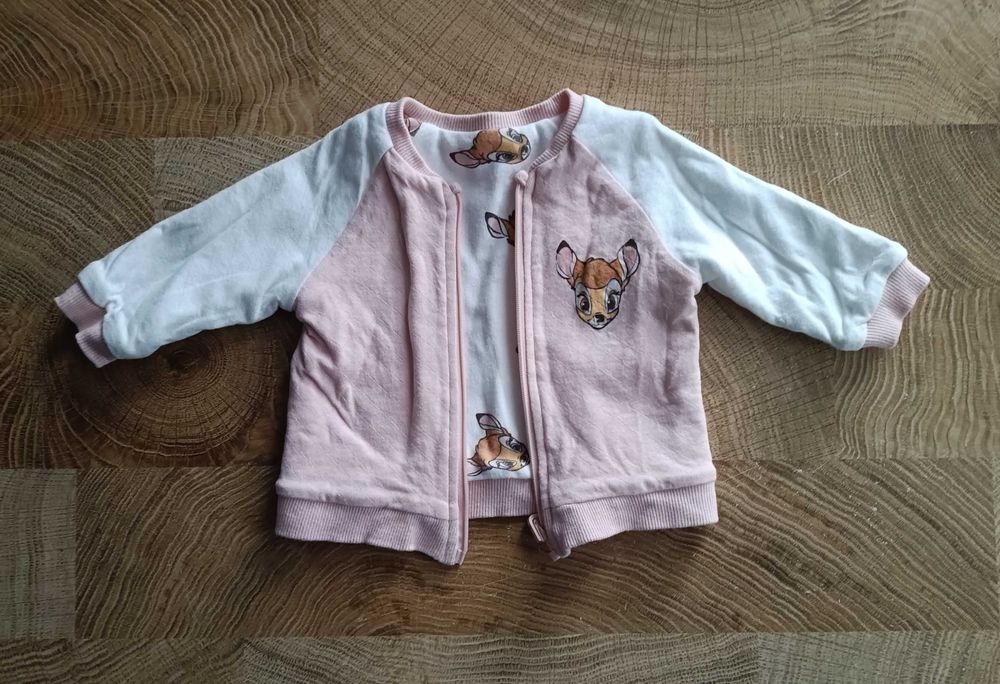 Zestaw ubranek dla niemowląt w rozmiarze 56