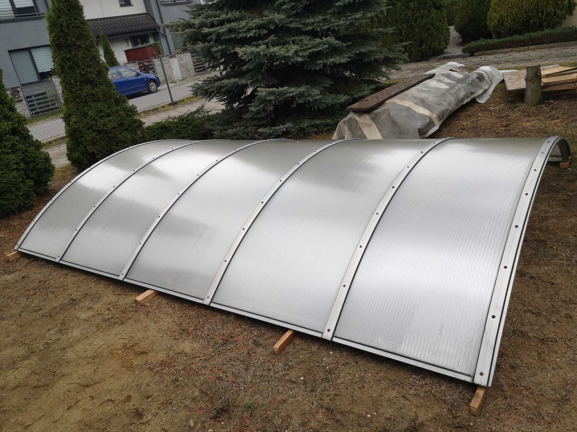 Zadaszenie poliwęglan carport