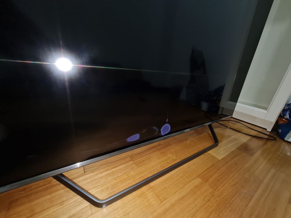 Tv Hisense avariada