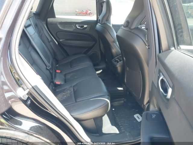 Volvo XC 60 T5 Inscription 2021 )