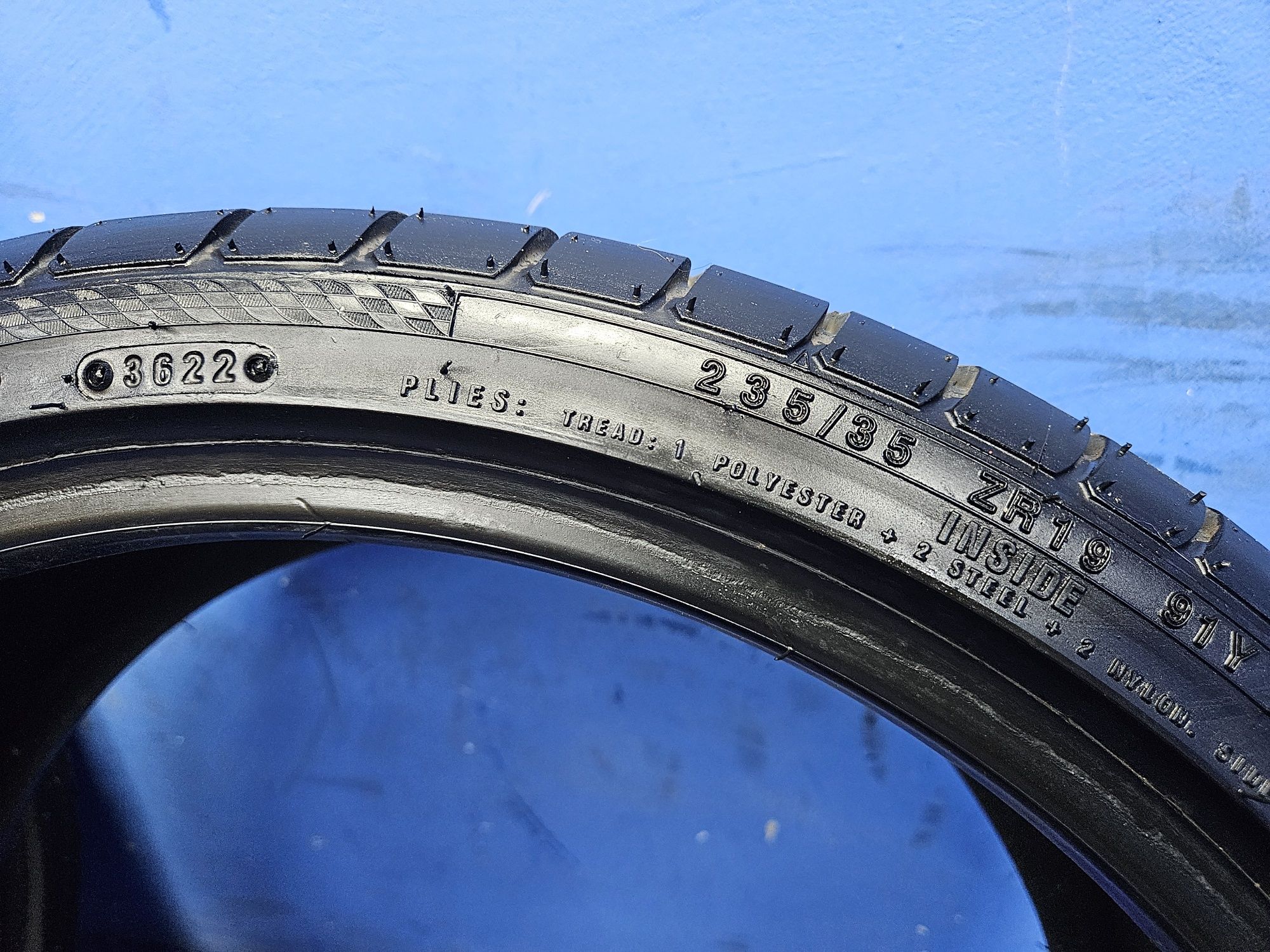OPONY całoroczne ACCELERA PHI 235/35 R19 wielosezon zestaw