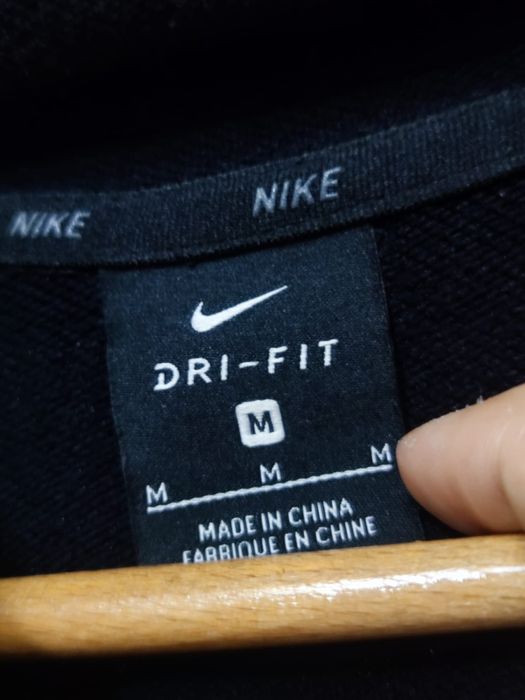 bluza hoodie kangurka longsleeve  M L crewneck Nike DRI fit classic sp