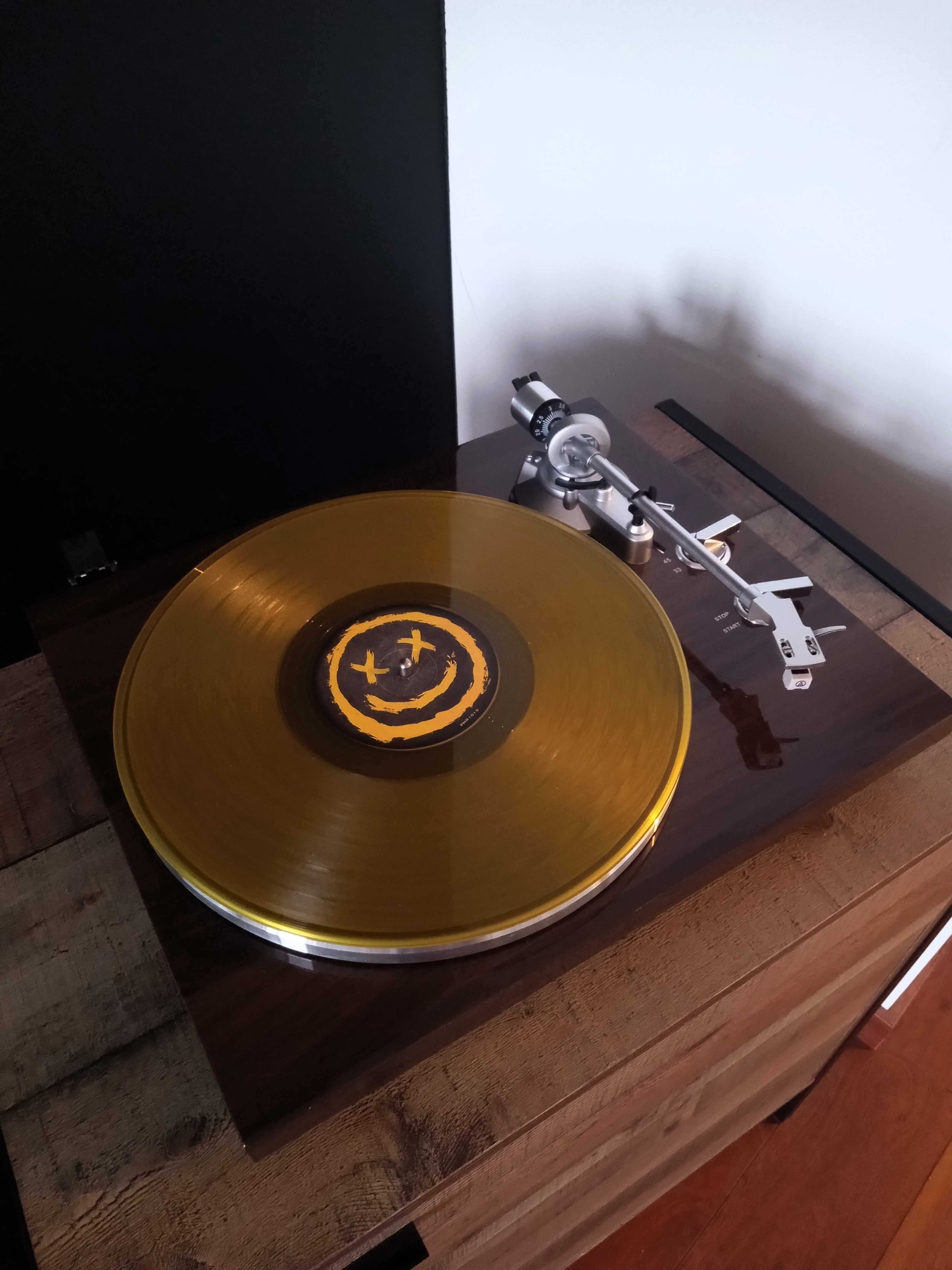 Gramofon CrossStu HP056 HQ BT igła Audio-Technica + GRATIS 2 Płyty