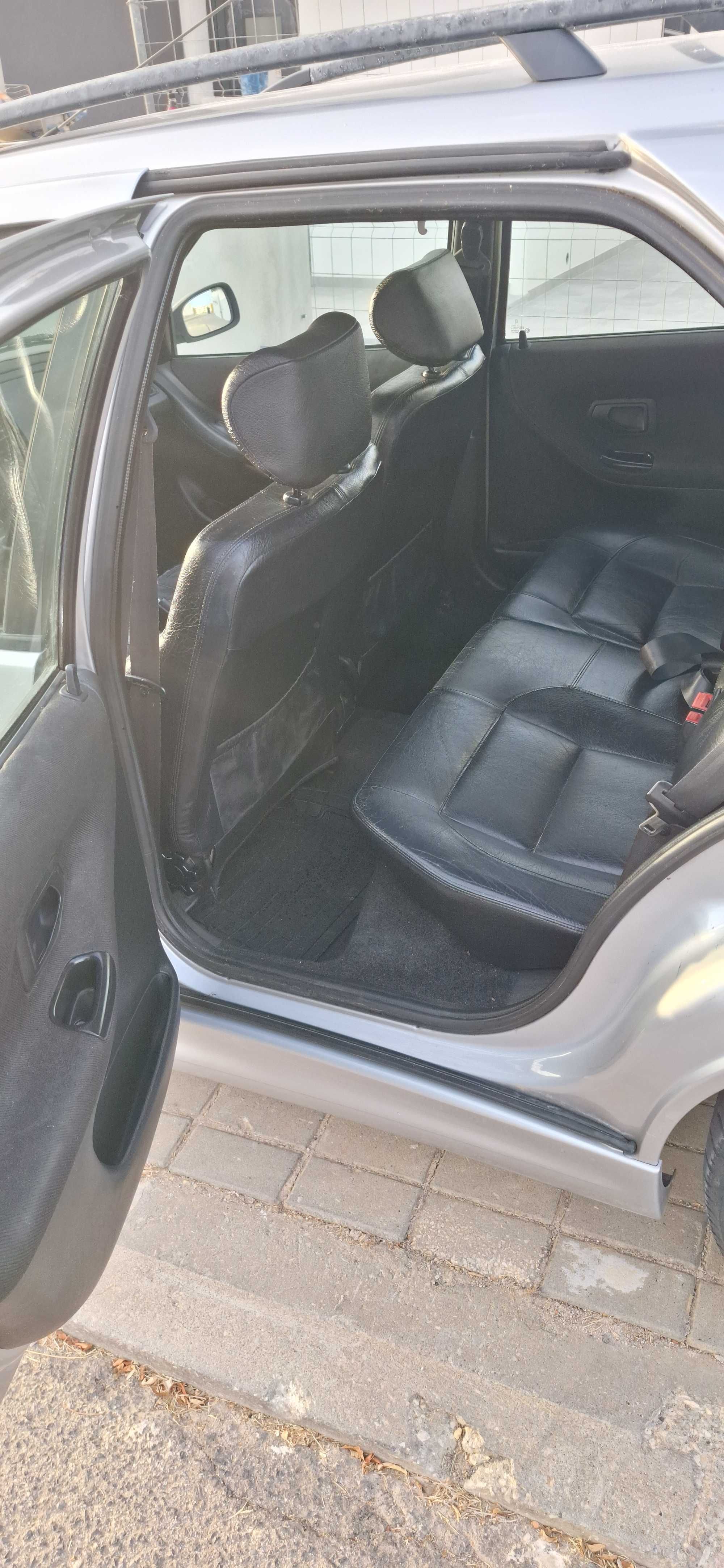 Peugeot 306 Break 1.4 premium - Bom e Barato
