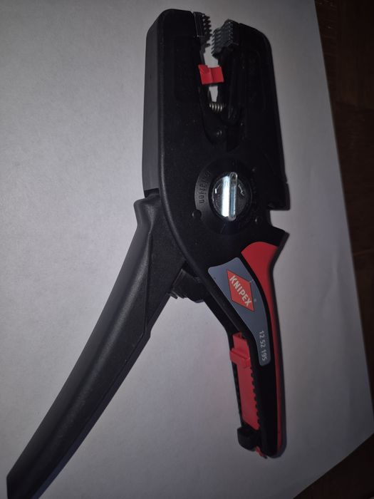 Zciągacz izolacji knipex