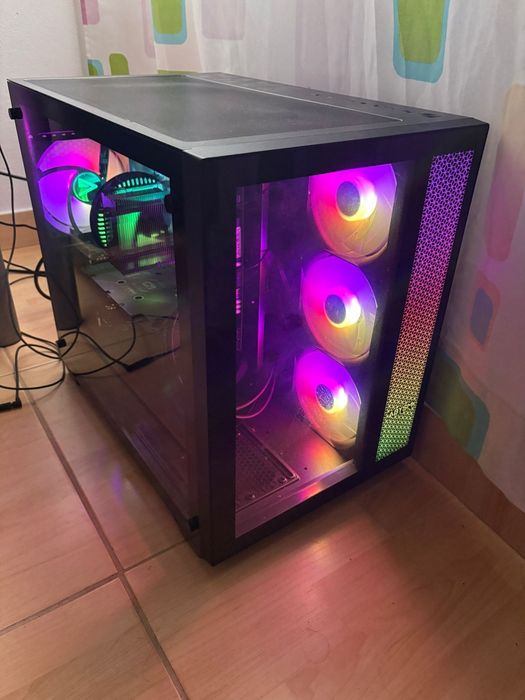 Computador com monitor