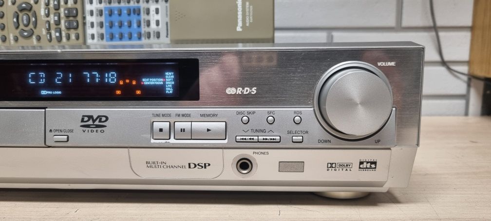 Amplituner TECHNICS PANASONIC SA-HT75. Pilot, wyj na subwoofer pasywny