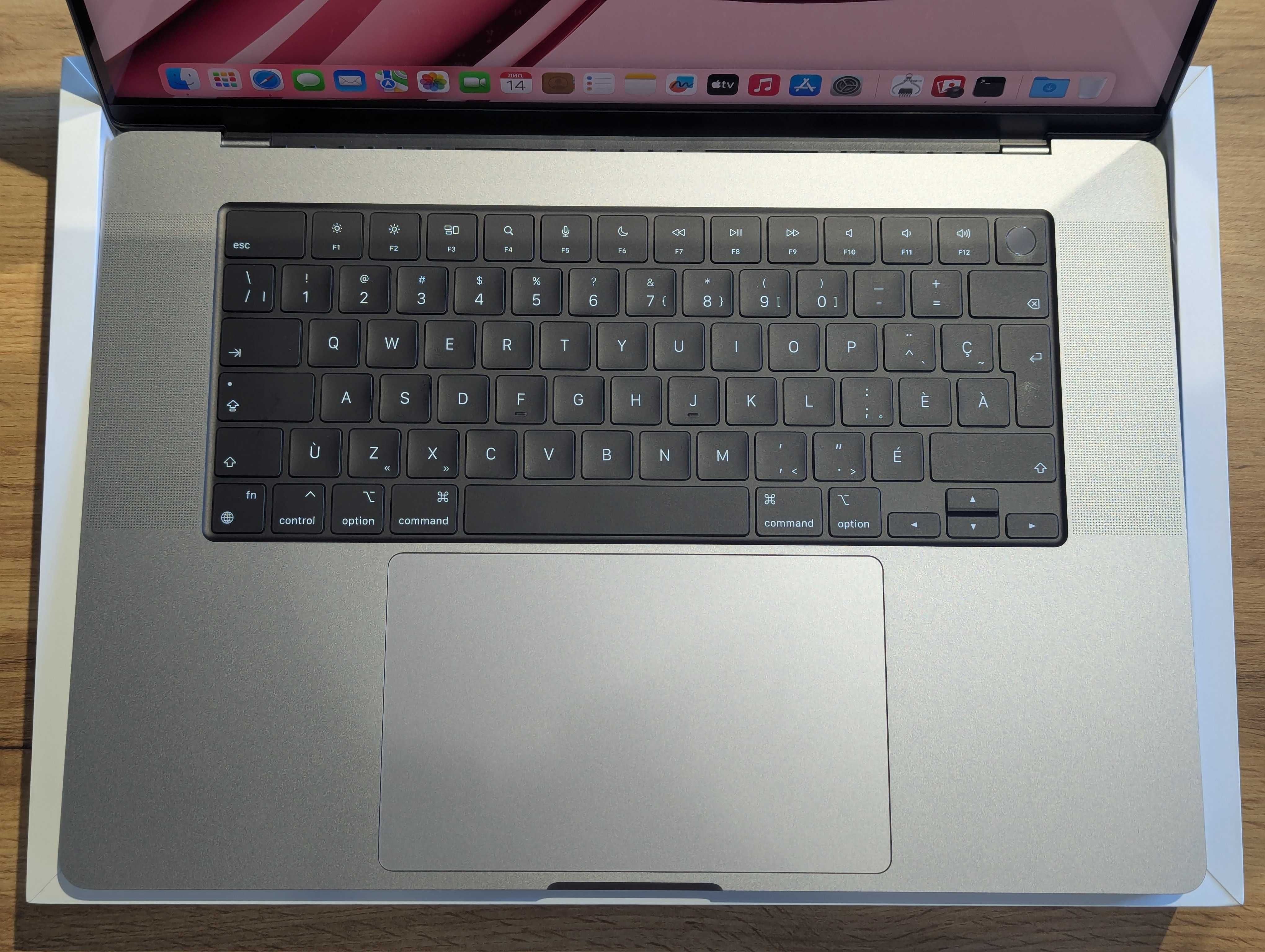 Macbook pro 16 2023 m2 pro 16/512gb 12/19gpu Гарантія Від Магазину!!!