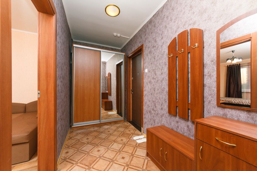 Урлівська 38, позняки, поруч River mall