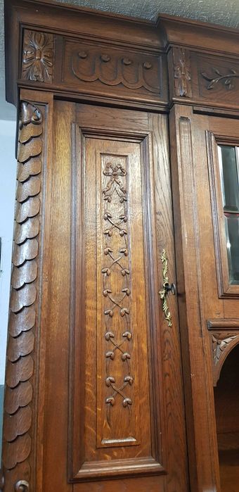 Stary drewniany kredens retro antyk w dobrym stanie