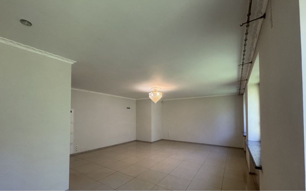 Оренда кв під офіс/шоурум/житло 40 м2 Київ,просп.Берестейський 15,КПІ