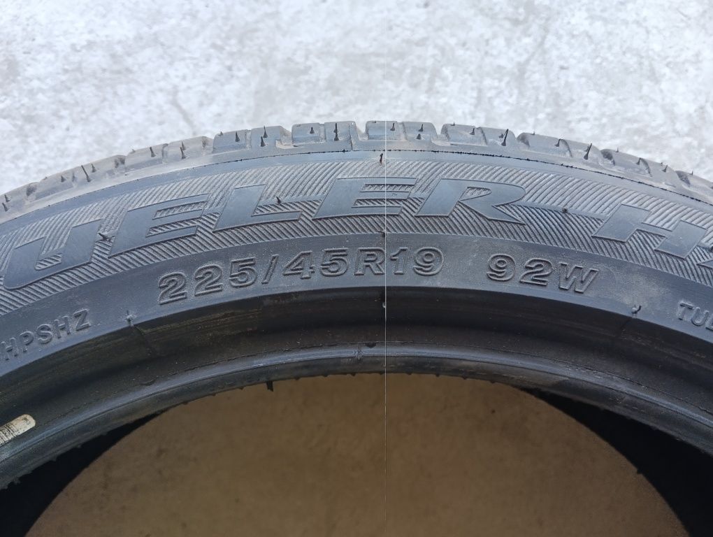 225/45 R19 92W  Bridgestone Dueler H/P sport