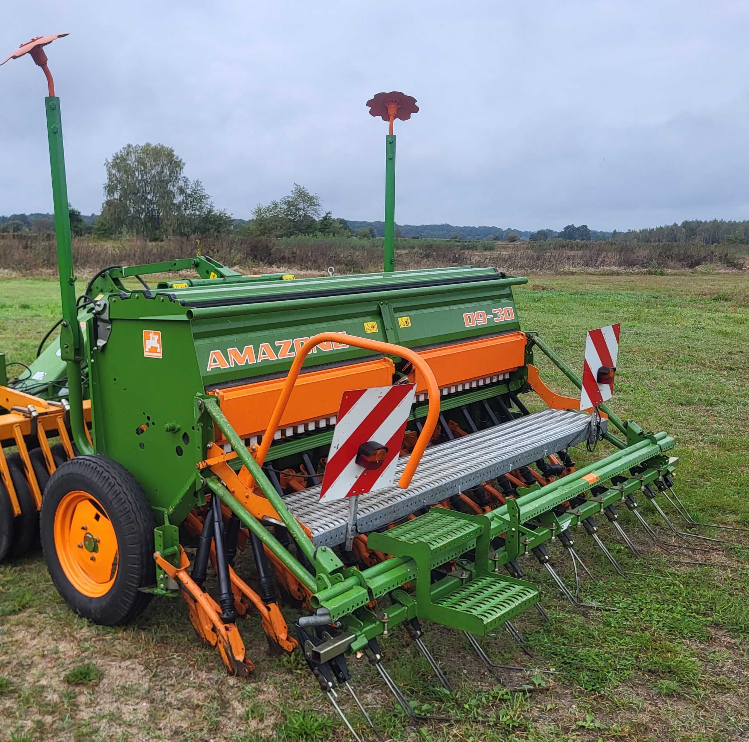 Siewnik Amazone Zbożowy D9 Super D8 D7 jak ad 302 303 Zdrowy 3 M