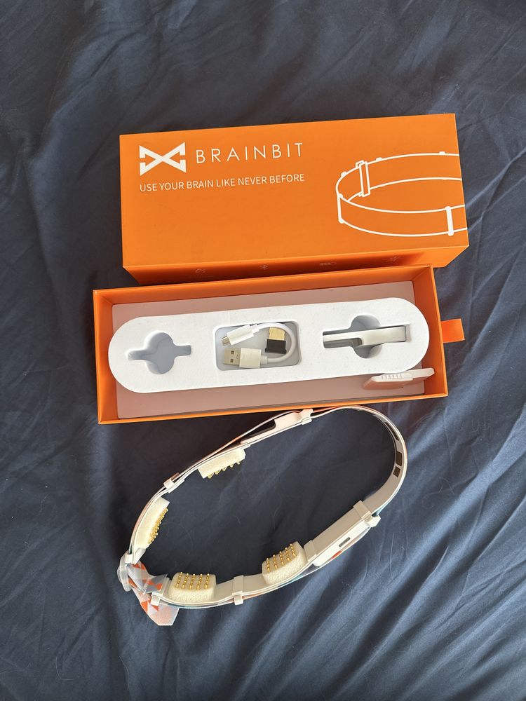 BrainBit Headband EEG brain activity monitor