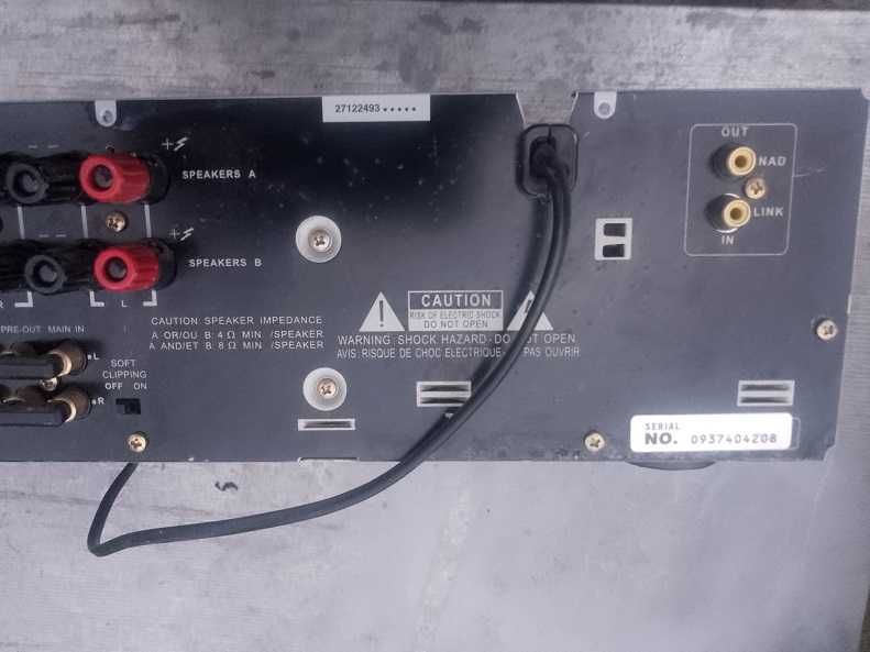 NAD C740 Amplituner