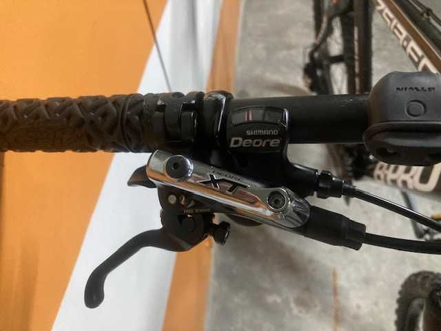 Vende-se Bicicleta Cross BTT B-PRO Z513-FC