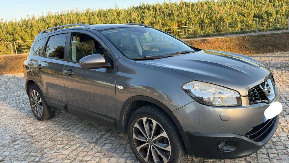 BLACK Friday Nissan Qashqai+2 Tekna Premium 1.6