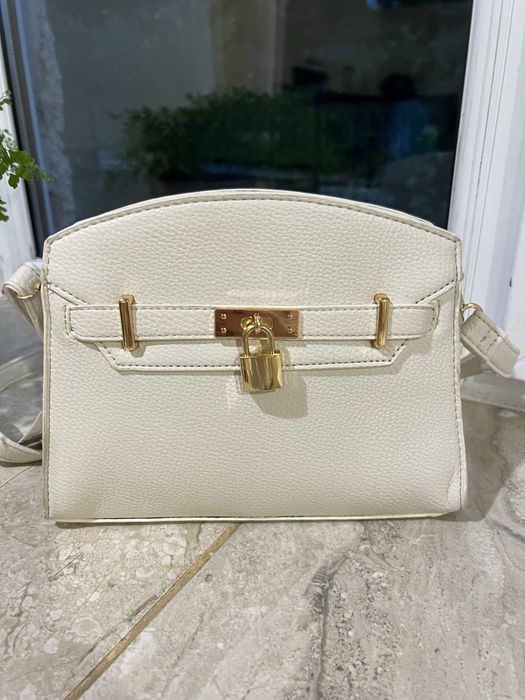 Сумочка  біла нова