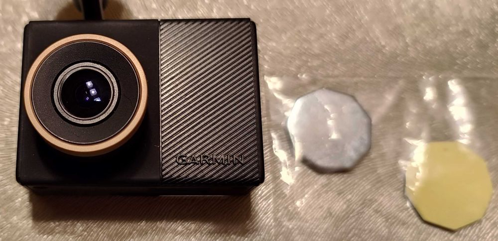 Garmin Dash Cam 55
