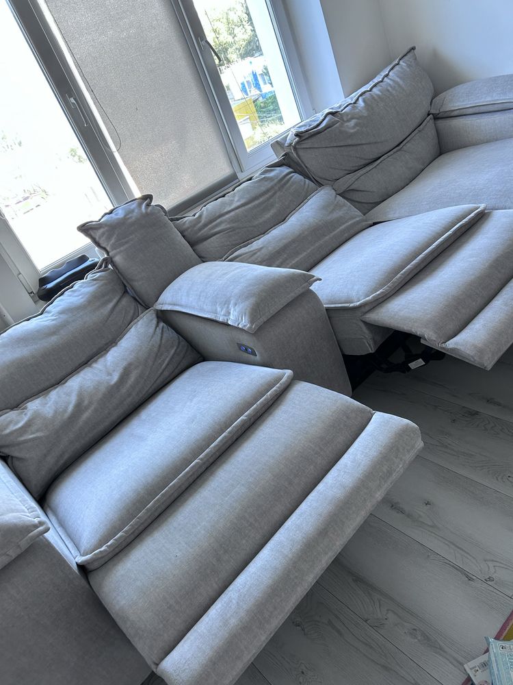 Продам диван Бродвей на реклайнерах