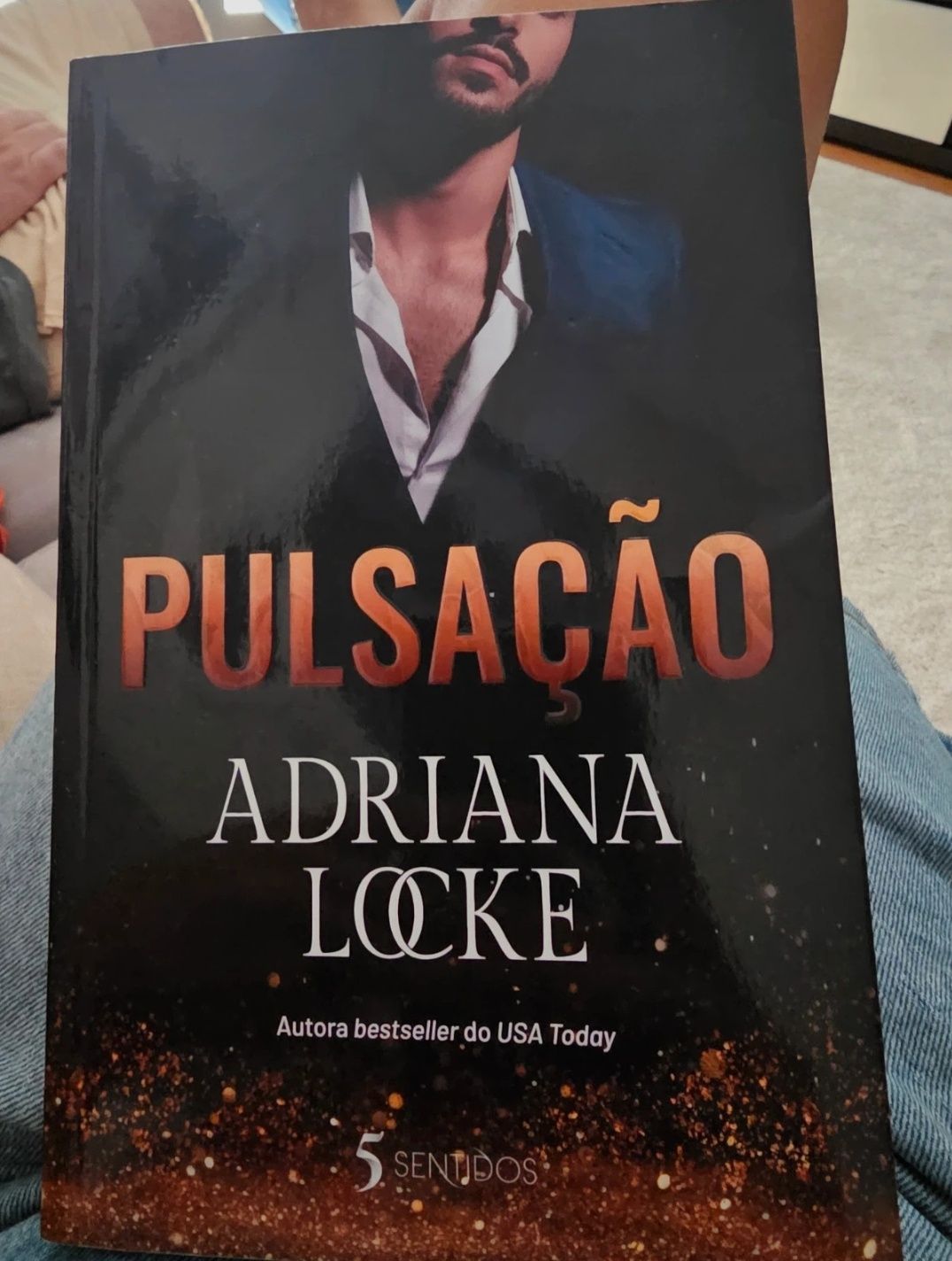 Livro Pulsação de Adriana Looke