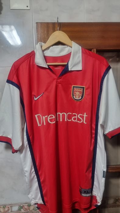 Camisola  muito rara do arsenal dos anos 90 .ja nao existe mais raro.
