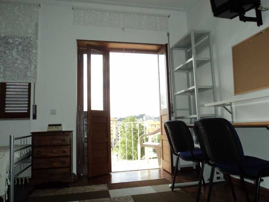 Quarto , ISEC, Coimbra Shopping