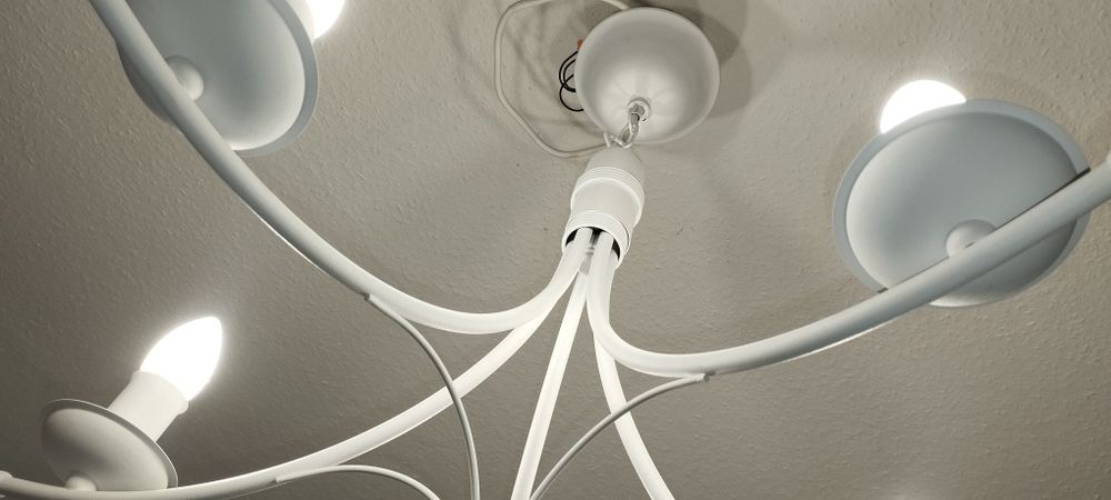 Klosz jak nowy serdecznie polecam z żarówkami