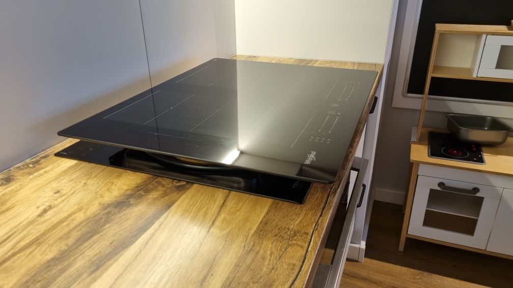 Płyta indukcyjna whirlpool wf s8865 ne