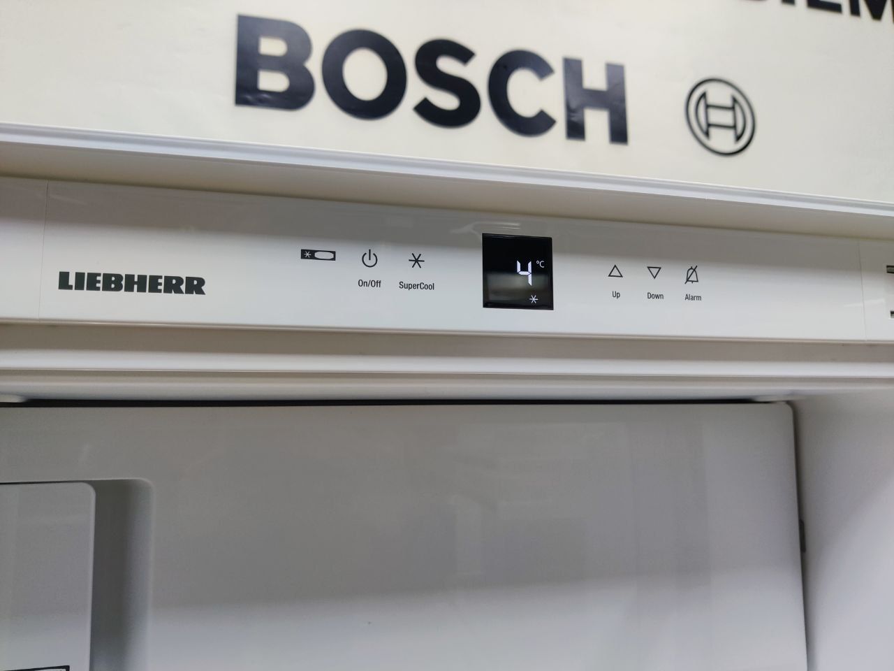 Вбудований ТОП холодильник Liebherr™ PREMIUM IKP 2364. Made in Germany