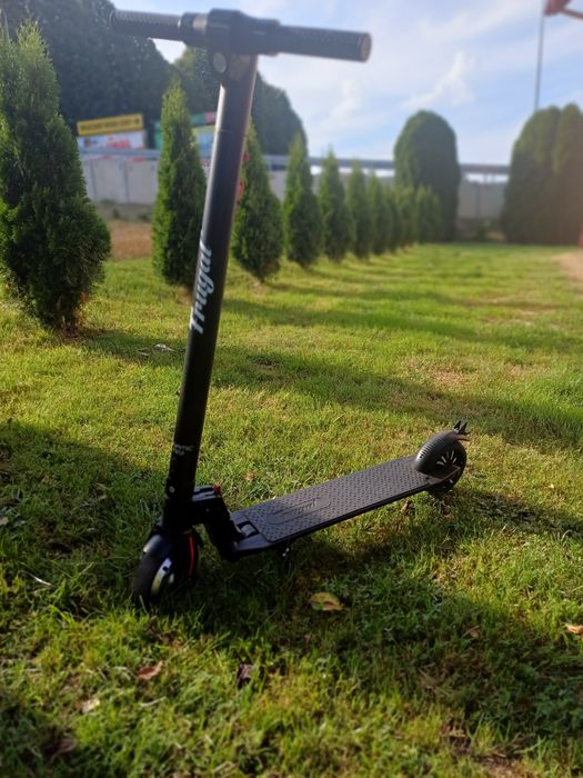 Hulajnoga Elektryczna Firmy Frugal